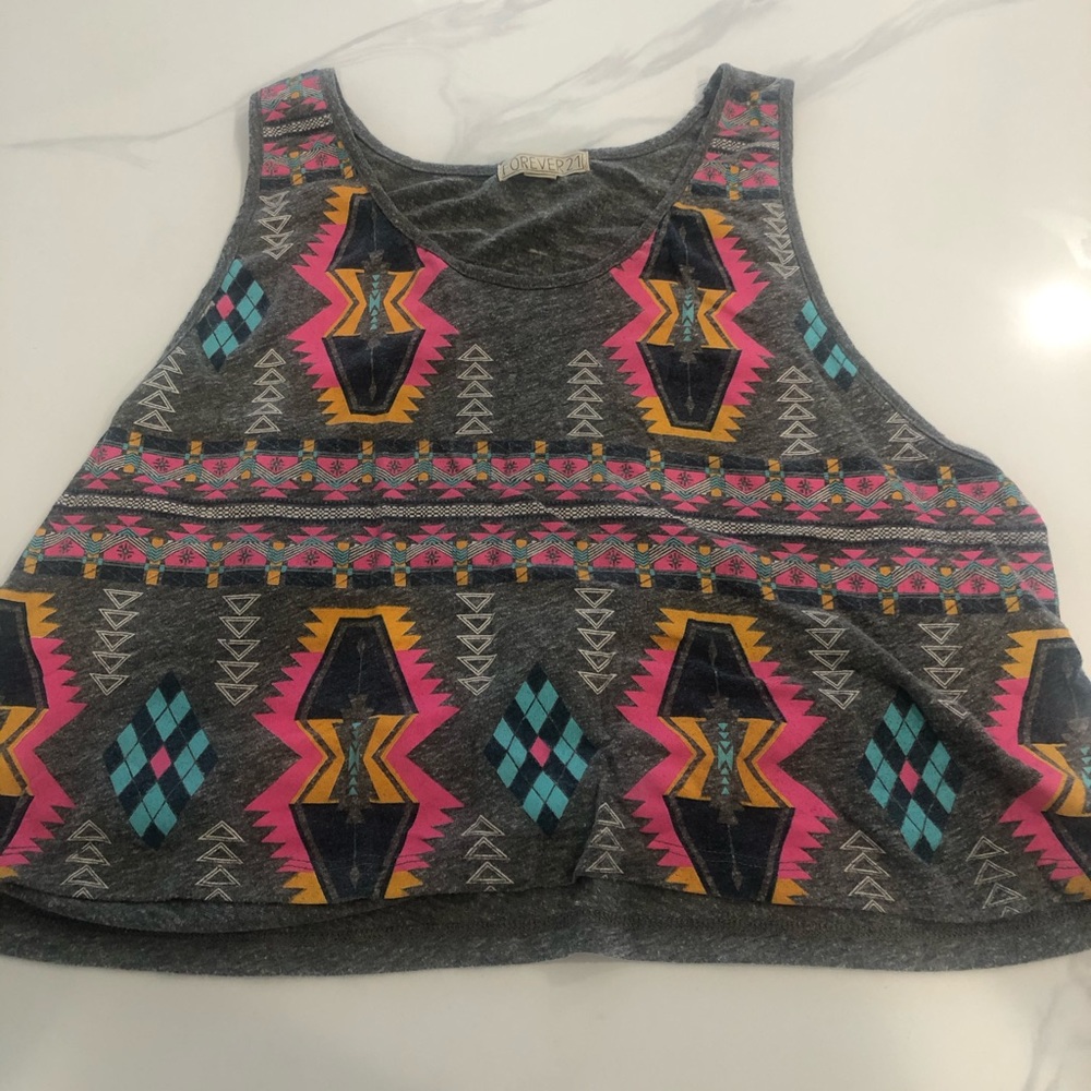 Aztec Print Cropped Tank Top - Picture 4 of 4